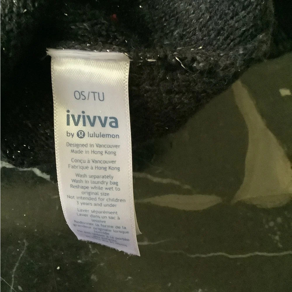 Lululemon ivivva black silver glitter little girl’s beanie hat - Picture 6 of 6